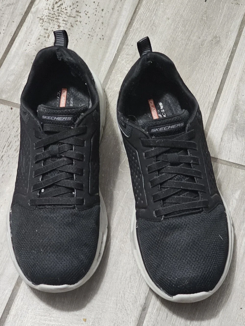Skechers Men's Glide-Lite Pacer sneakers feature a black, Size 12